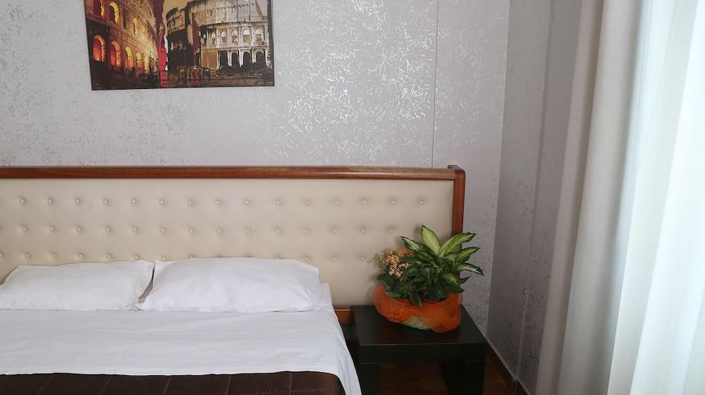 Hotell Roma Room Hotel Rom